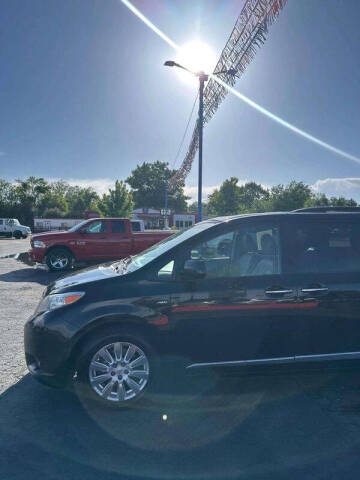 2017 Toyota Sienna XLE 7-Passenger