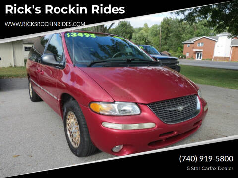 1998 Chrysler Town and Country for sale at Rick's Rockin Rides in Reynoldsburg OH