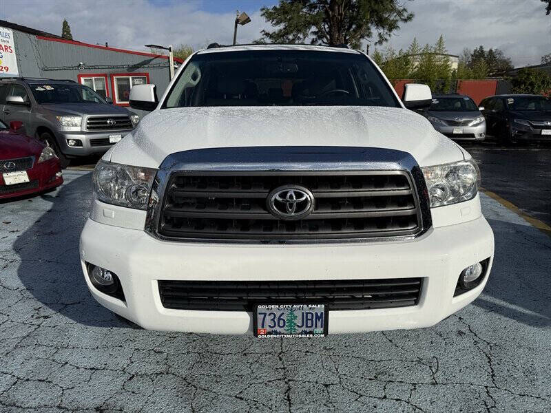 2016 Toyota Sequoia SR5