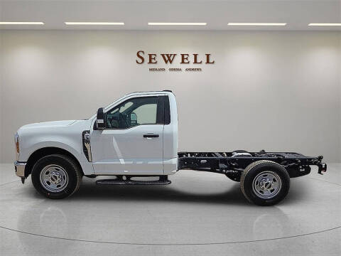 2024 Ford F-350 Super Duty XL