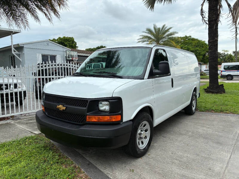2012 Chevrolet Express Cargo Work Van's photo