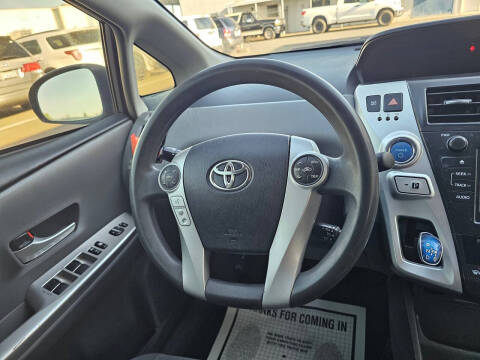 2014 Toyota Prius v Three