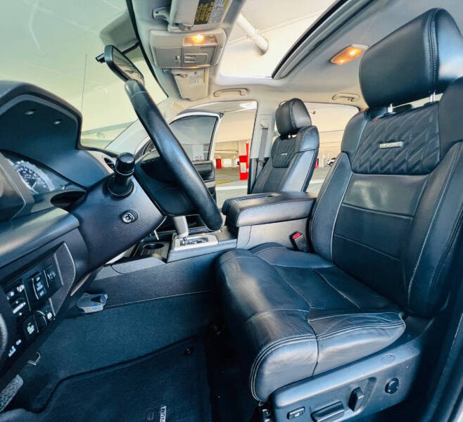 2015 Toyota Tundra Platinum