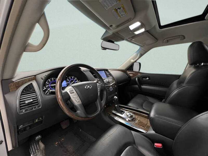 2017 Infiniti QX80