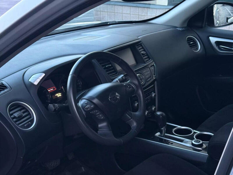 2015 Nissan Pathfinder