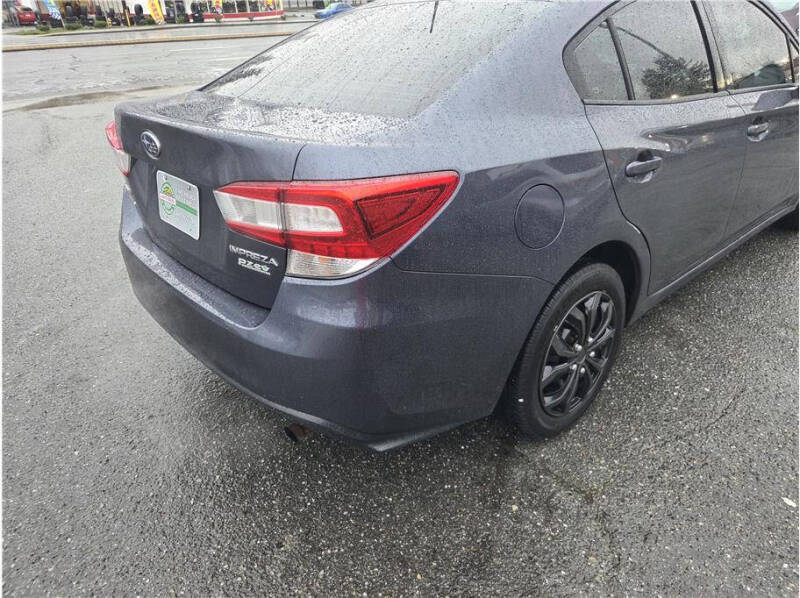 2017 Subaru Impreza 2.0i