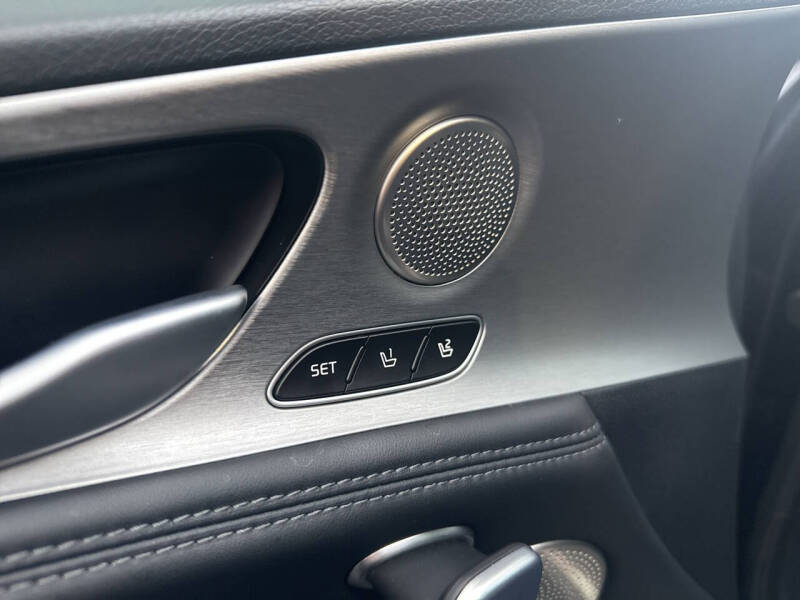 2019 Kia Stinger GT1