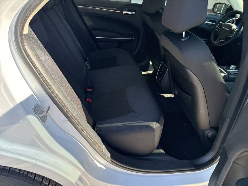 2018 Chrysler 300 Touring