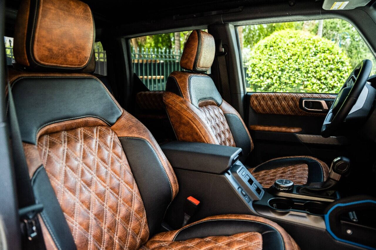 2023 FORD Bronco SUV / Crossover - $159,999