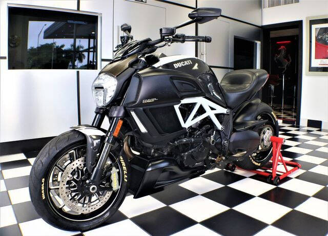 2015 Ducati DIAVEL