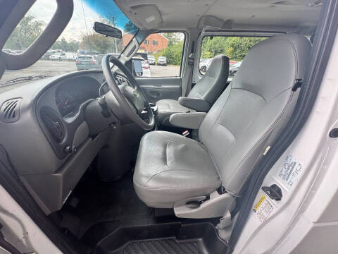 2006 Ford E-Series E-350 SD XL