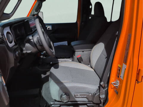 2025 Jeep Gladiator Sport