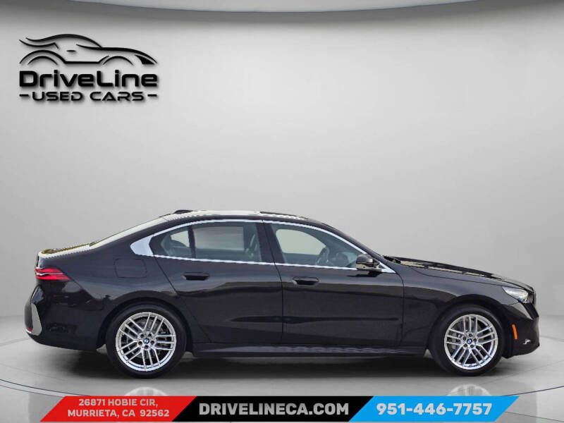 2025 BMW 5 Series 530i