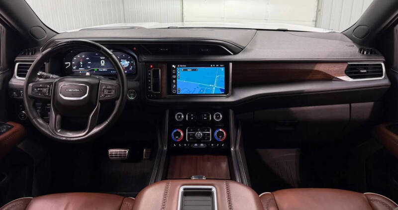 2023 GMC Yukon XL Denali Ultimate