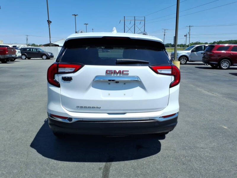 2022 GMC Terrain SLT