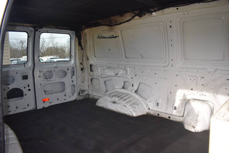 2011 Ford E-Series E-250