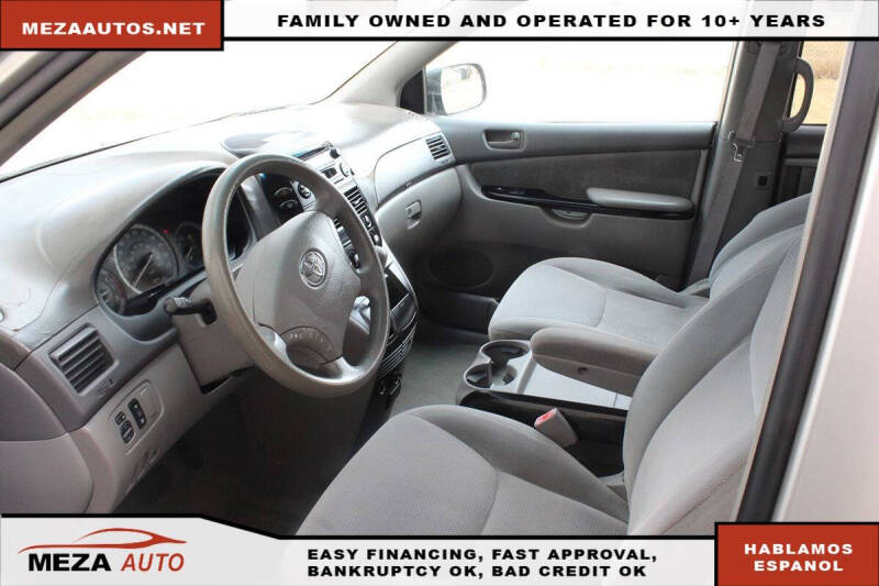 2004 Toyota Sienna