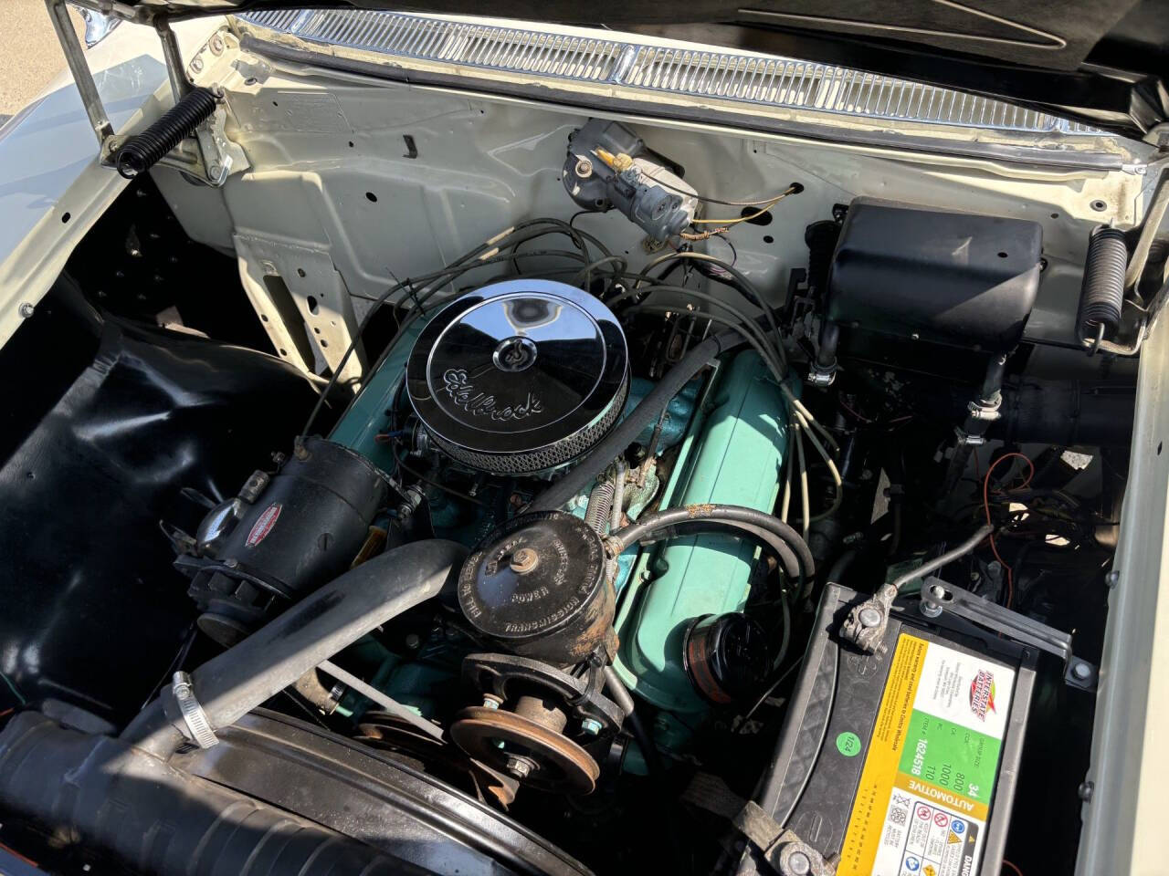 1957 Pontiac Bonneville 33