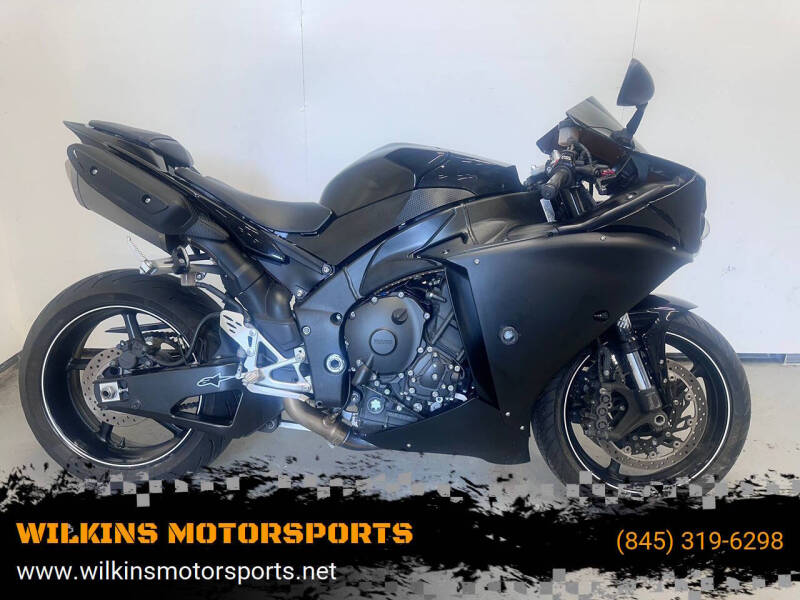 2011 Yamaha YZF-R1