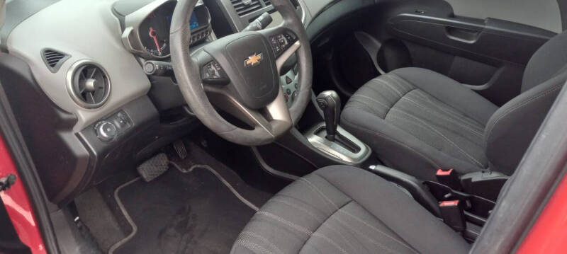 2016 Chevrolet Sonic LT Auto