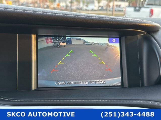 2017 Infiniti QX30 Luxury