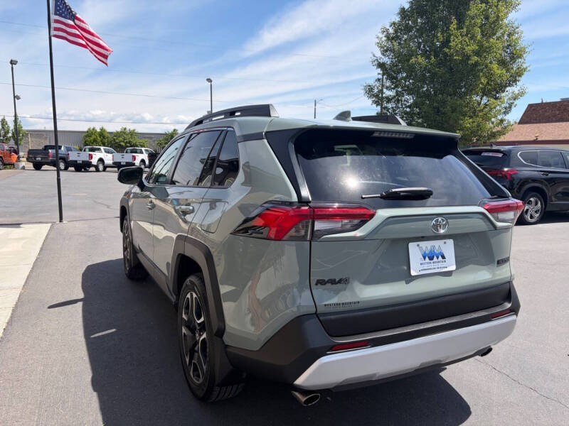 2019 Toyota RAV4 Adventure