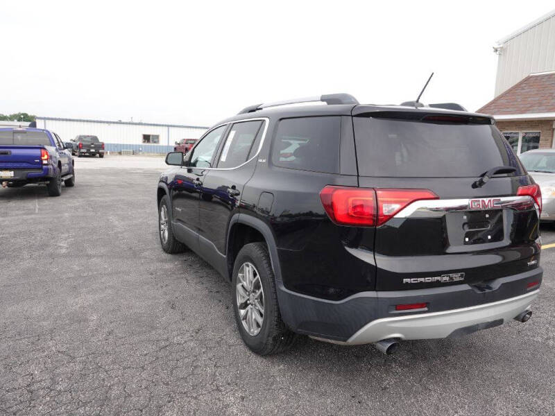 2019 GMC Acadia SLE-2