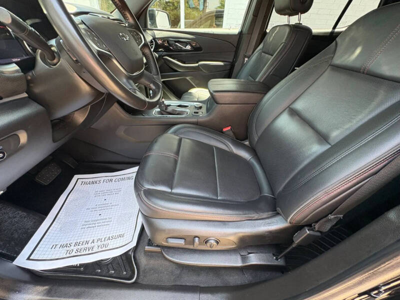 2022 Chevrolet Traverse RS