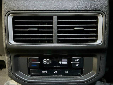 2024 Volkswagen Atlas SE