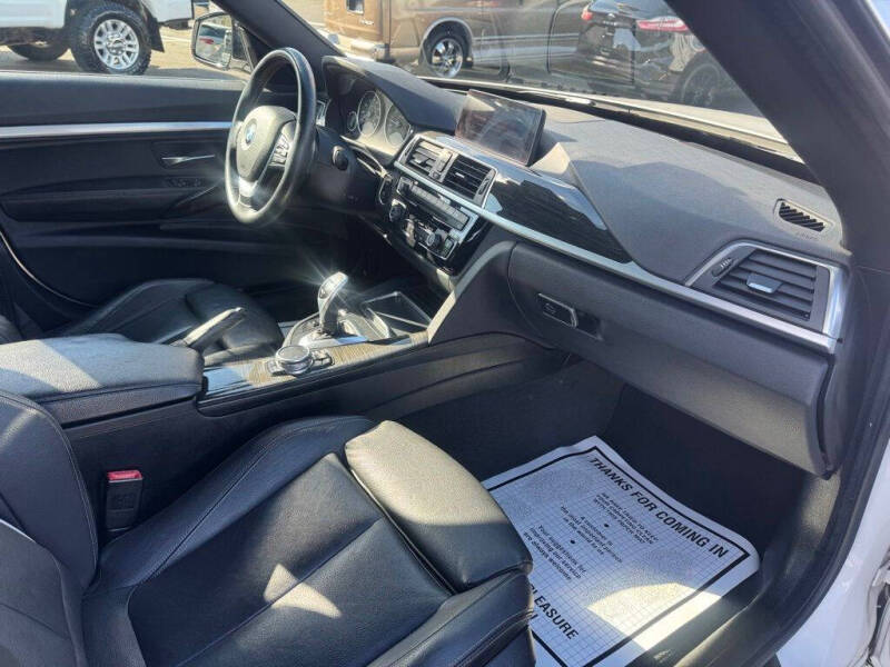 2017 BMW 3 Series 330i xDrive Gran Turismo
