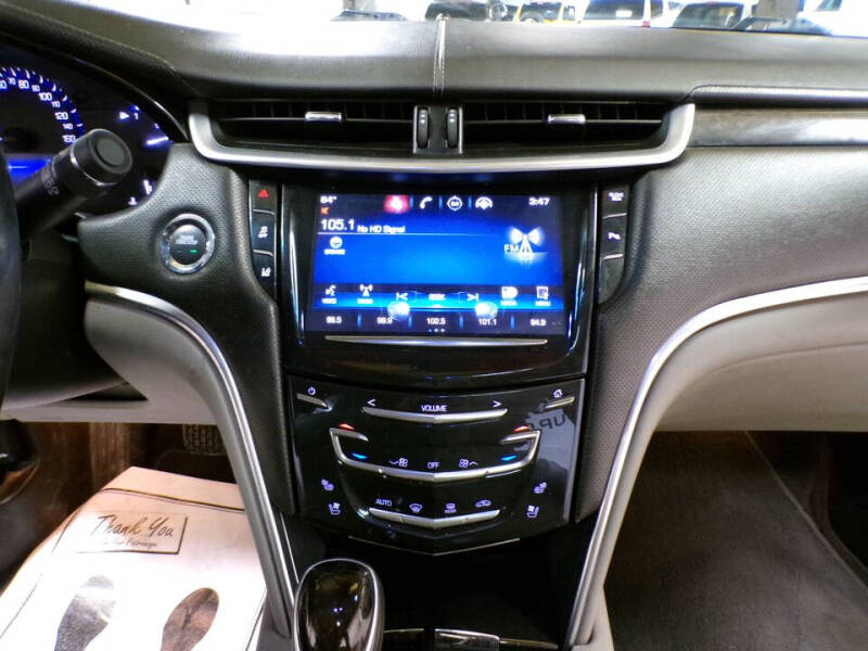 2013 Cadillac XTS Luxury Collection