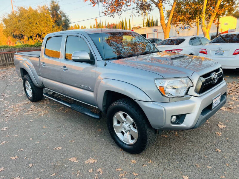 2015 Toyota Tacoma Base photo 2