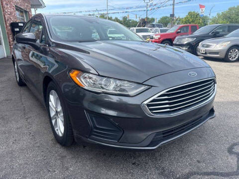 2020 Ford Fusion SE