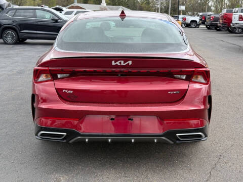 2022 Kia K5