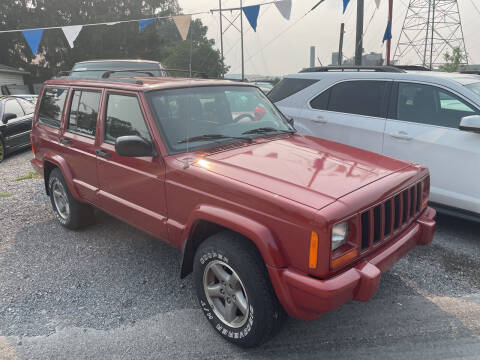 1998 Jeep Cherokee for sale at Trocci's Auto Sales in West Pittsburg PA