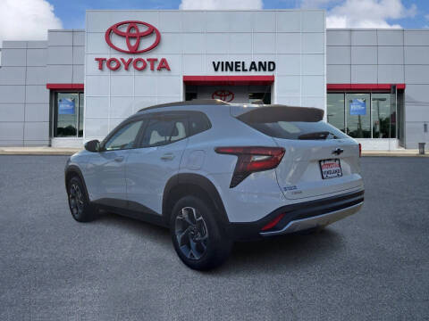 2024 Chevrolet Trax LT