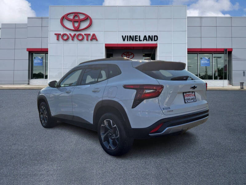 2024 Chevrolet Trax LT