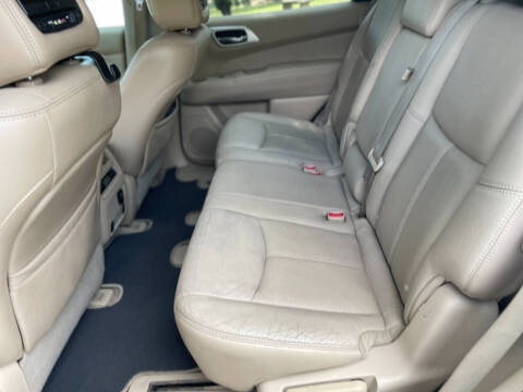 2014 Nissan Pathfinder Platinum