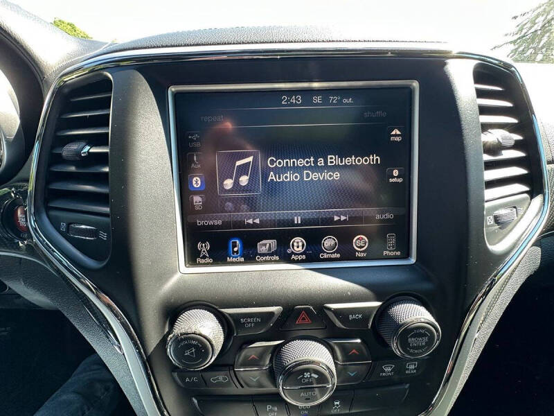 2016 Jeep Grand Cherokee SRT Night