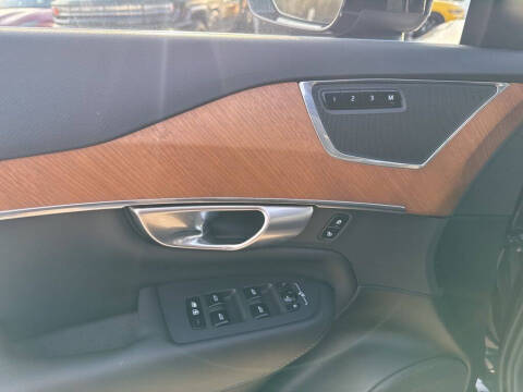 2024 Volvo XC90 B6 Plus Bright Theme 7P