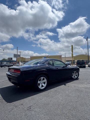 2012 Dodge Challenger SXT