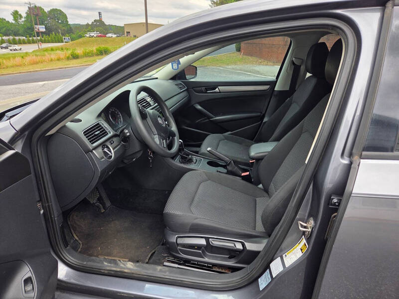 2015 Volkswagen Passat 1.8T S