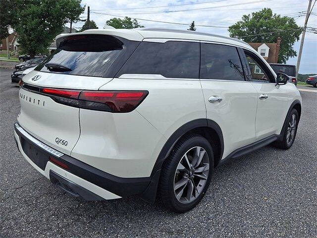 2022 Infiniti QX60 Luxe