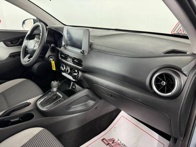 2022 Hyundai Kona SE