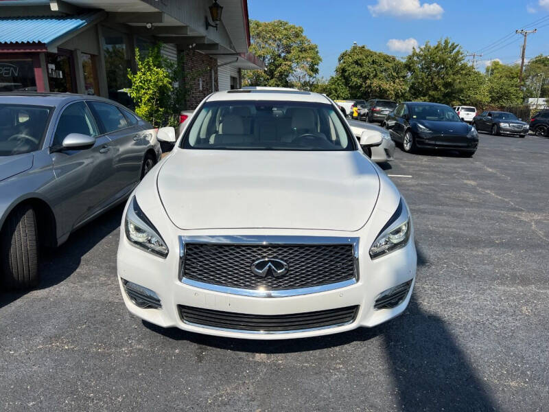 2017 Infiniti Q70L 3.7