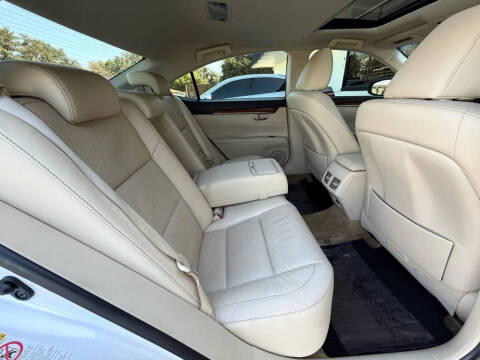 2014 Lexus ES 300h