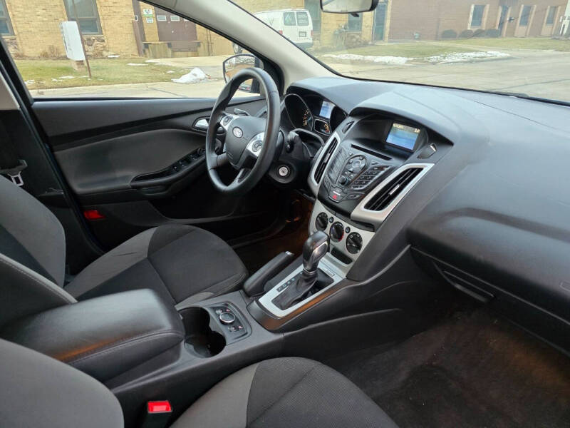 2014 Ford Focus SE