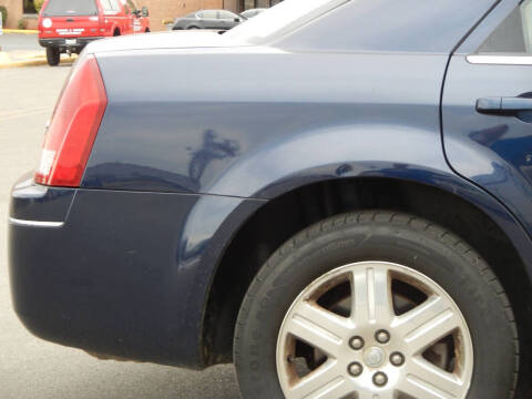 2005 Chrysler 300 Touring