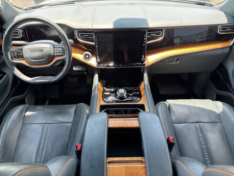 2022 Jeep Grand Wagoneer Series II