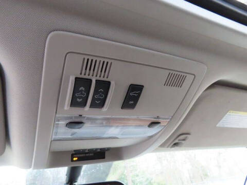 2012 Cadillac Escalade Platinum Edition